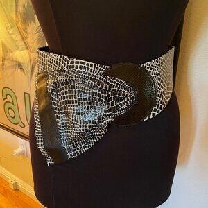 Stunning Salena's Collection Black & White Animal Print Bow Belt
